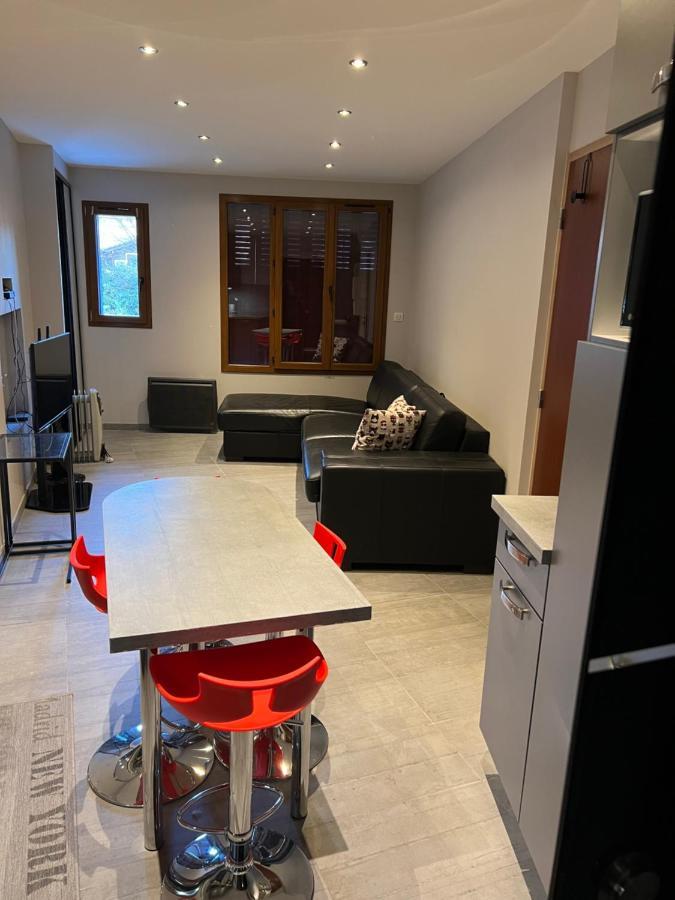 Mandana Apartamento Évian-les-Bains Exterior foto